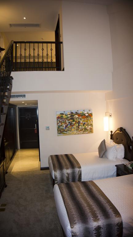 Tang Palace Hotel Accra Extérieur photo