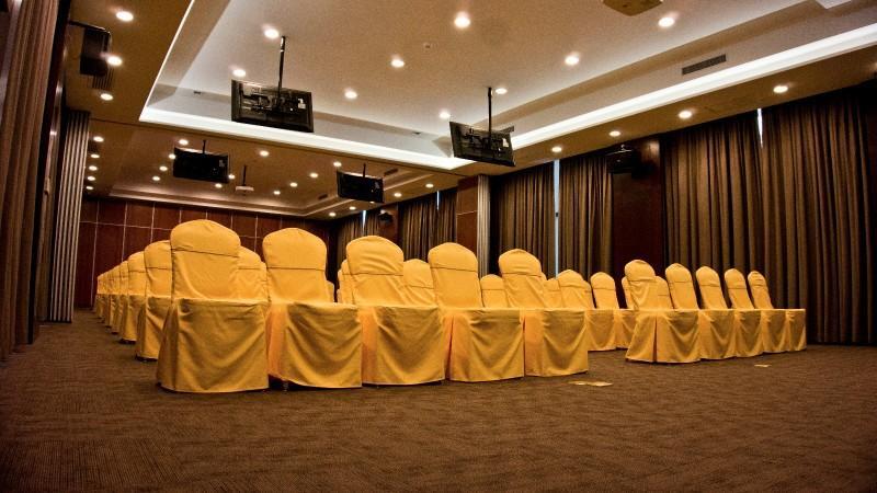 Tang Palace Hotel Accra Extérieur photo